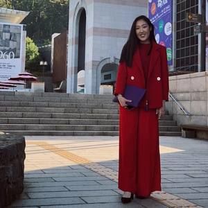 Meet your Posher, Eunjee